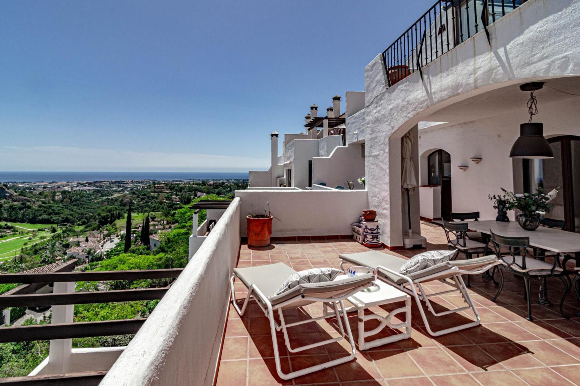 Lag - Spacious 3br Townhouse With Private Jacuzzi Сasa de vacaciones